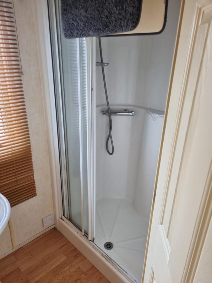 3 Bedroom Sleeps 6 On Coral Beach Ingoldmells Exterior photo